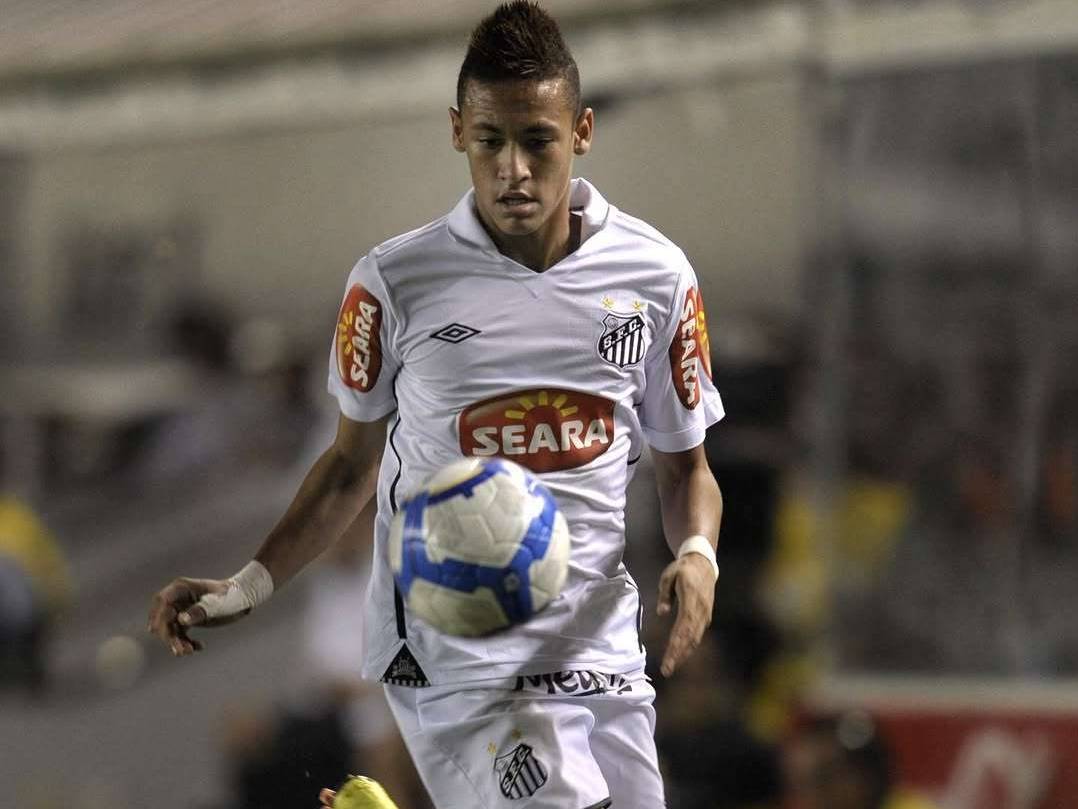 内马尔连续十五场比赛得分超过险胜，切尔西不断突破！的简单介绍