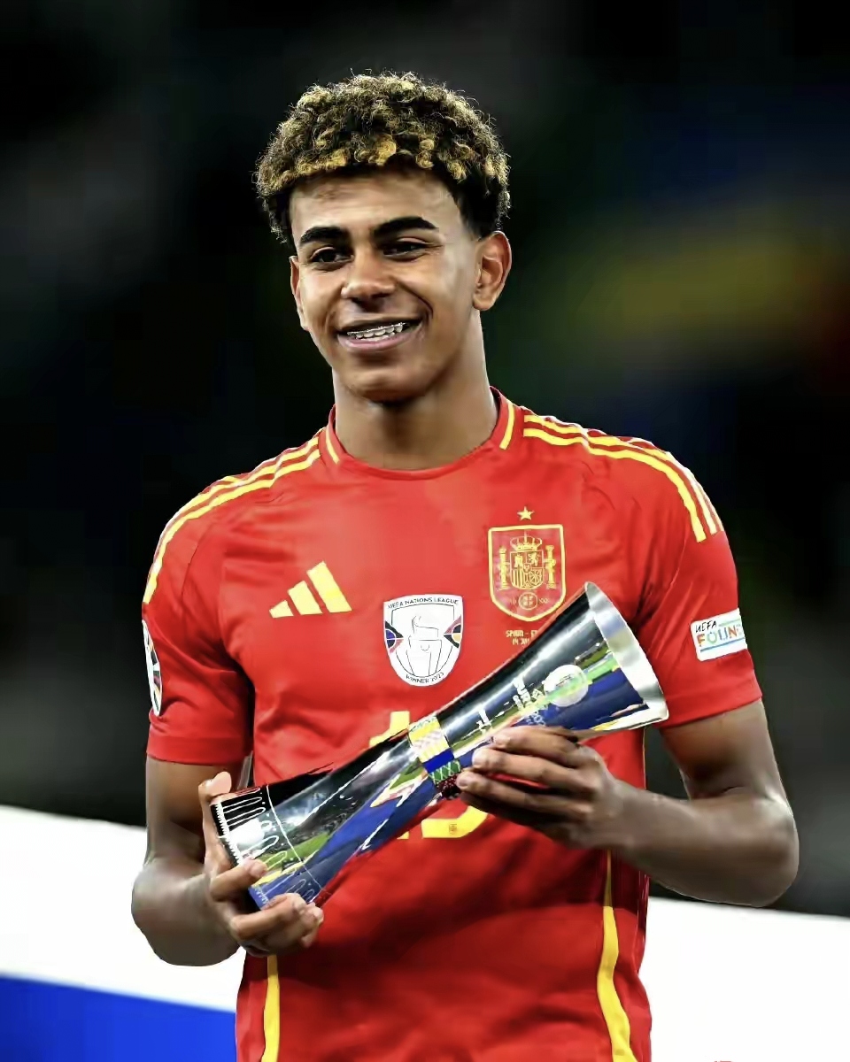 KAIYUN SPORTS关于哈兰德巅峰对决，内马尔与80激战西班牙队分钟，挺进下一轮胜负难料！的信息