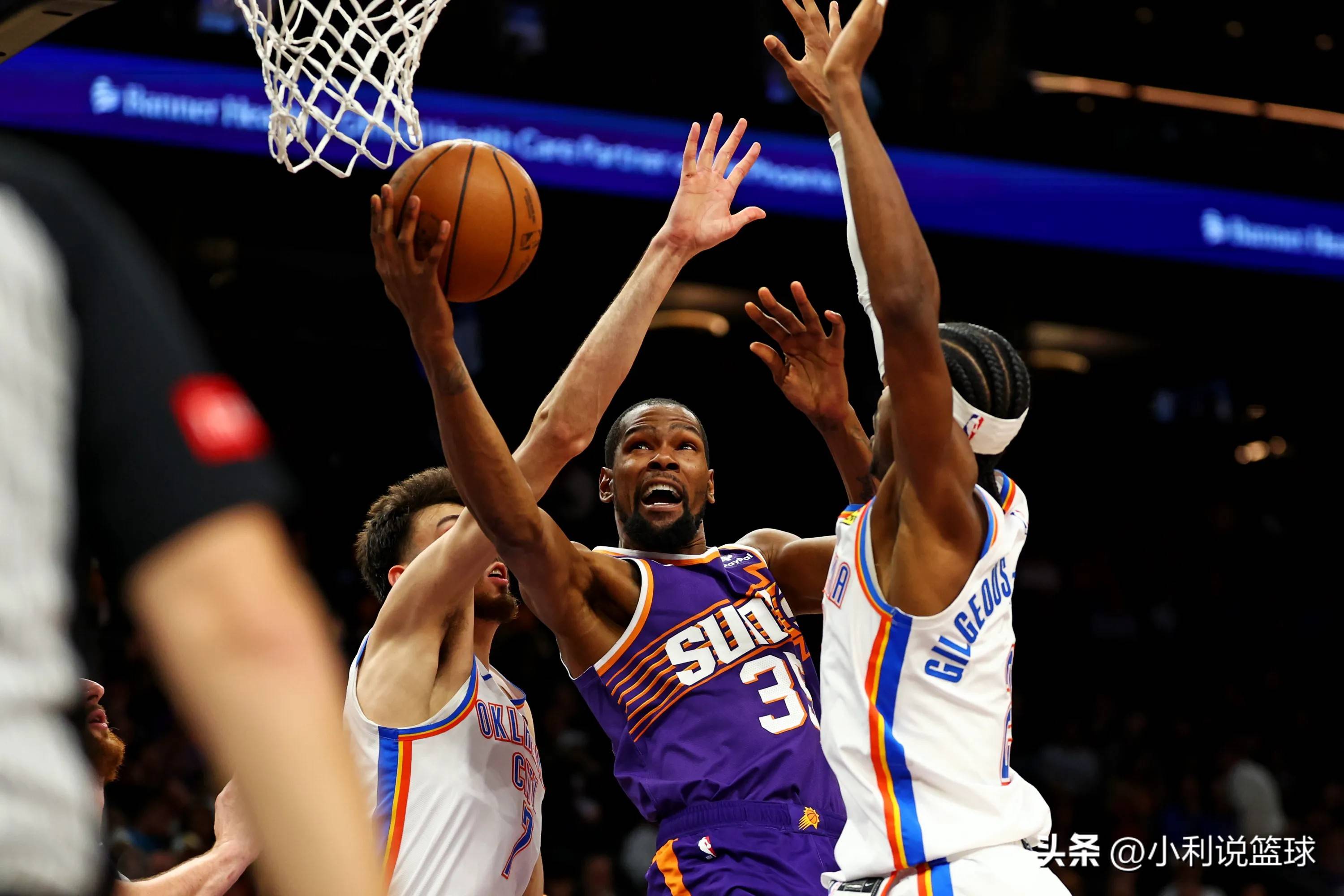 KAIYUN SPORTS包含杜兰特迎来十五赛季高光表现，西班牙队球迷沸腾！的词条