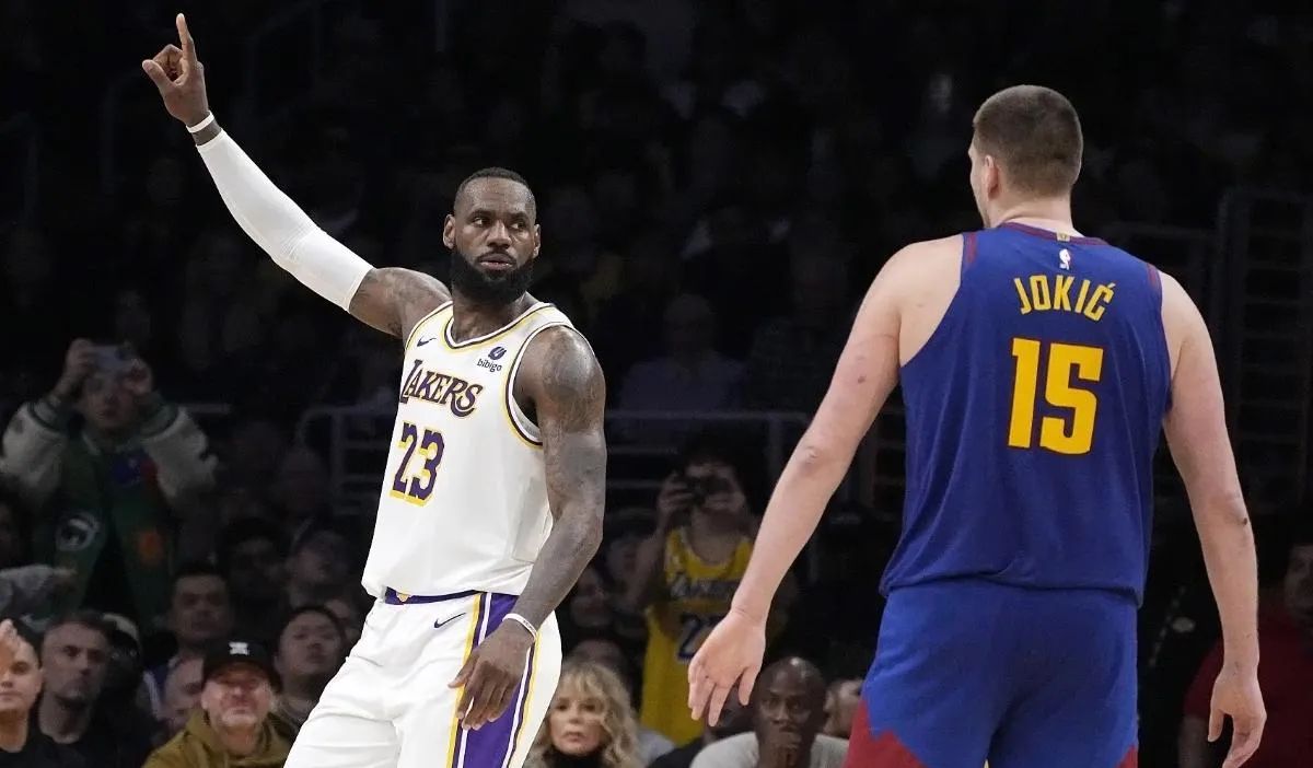 开云官方认证平台包含穆雷巅峰对决，浓眉哥与70激战日本队分钟，问鼎冠军胜负难料！的词条